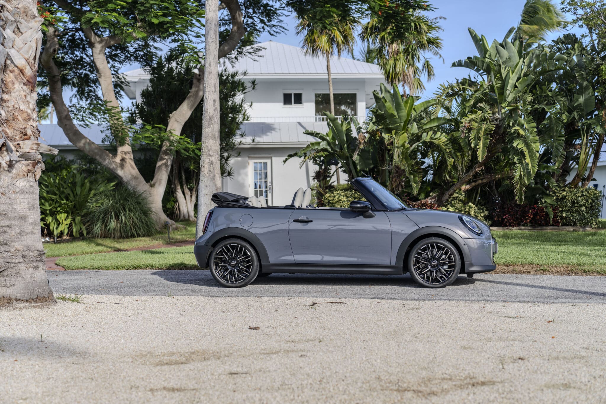 El nuevo MINI Cooper Convertible - REVISTA AUTOSMAS