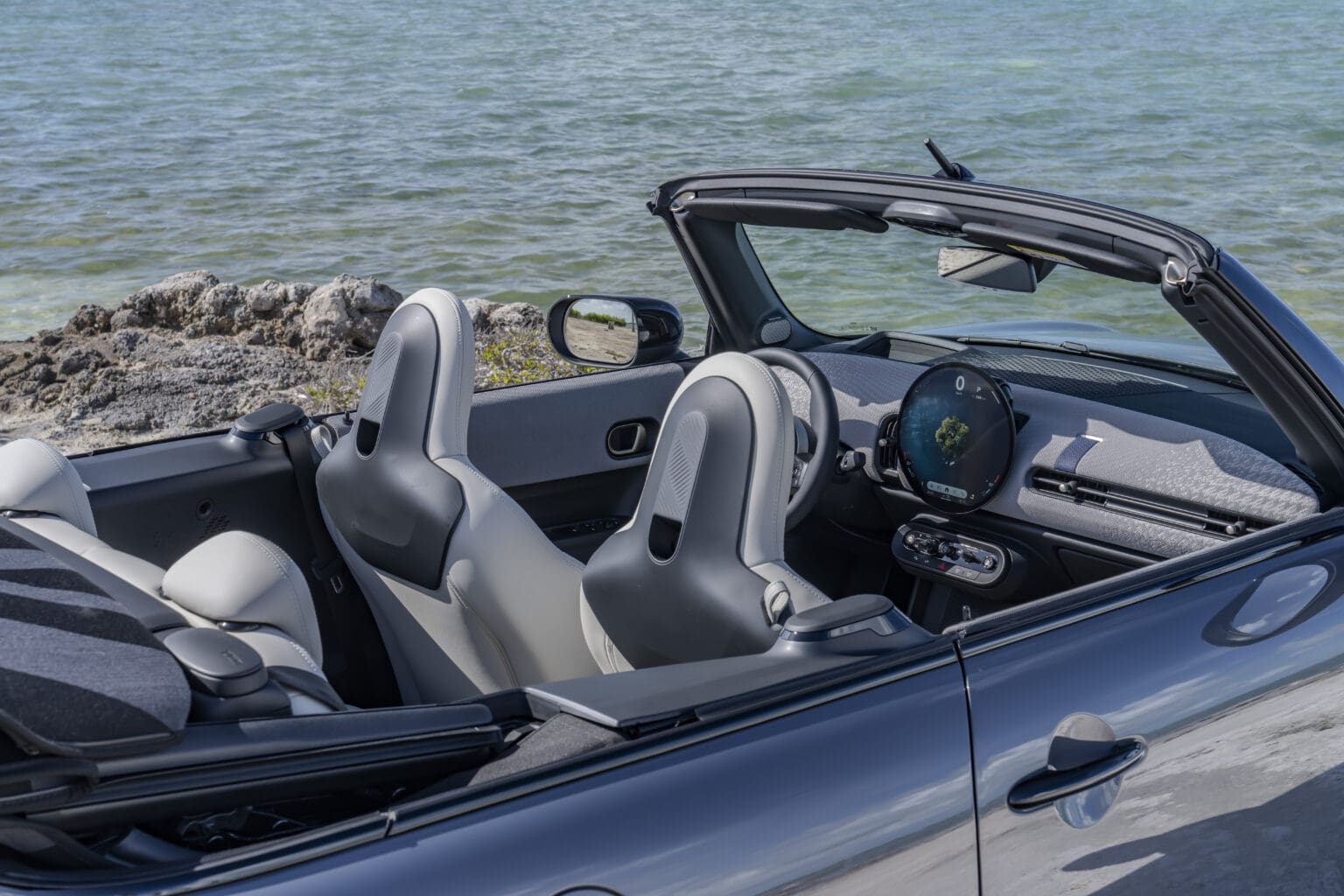 El nuevo MINI Cooper Convertible - REVISTA AUTOSMAS